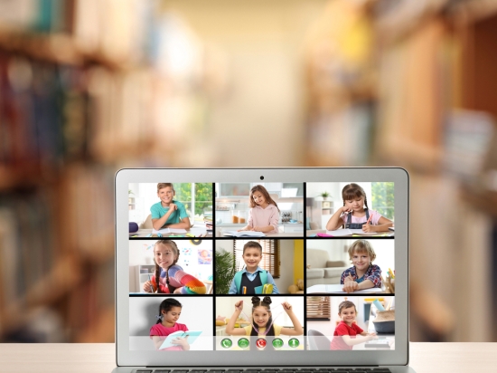 "Les petits ateliers   CM2 + replay (8 séances par trimestre) -